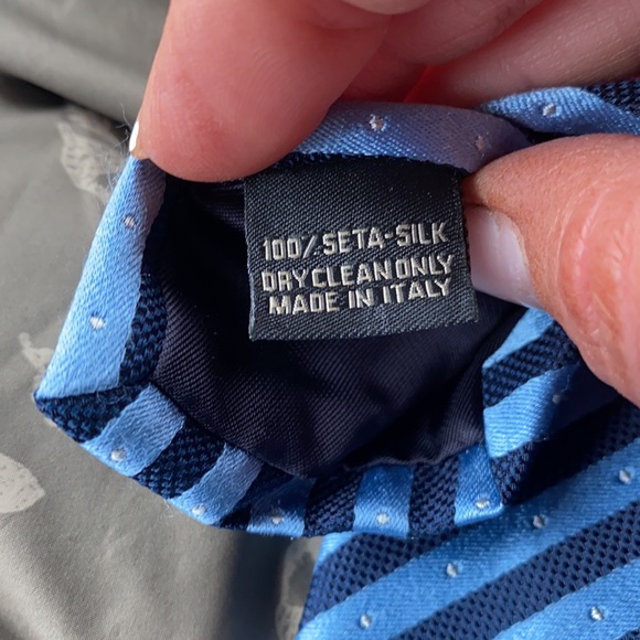 NEW VILLA PONTI 100% SETA SILK TIE WITH OUT TAGS - Picture 3 of 7